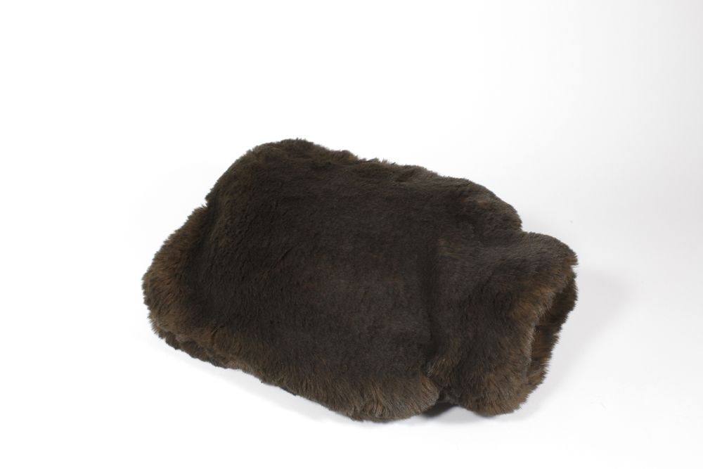 Textile and surface design - Faux fur hot water bottles - MAISON EVELYNE PRÉLONGE FRANCE