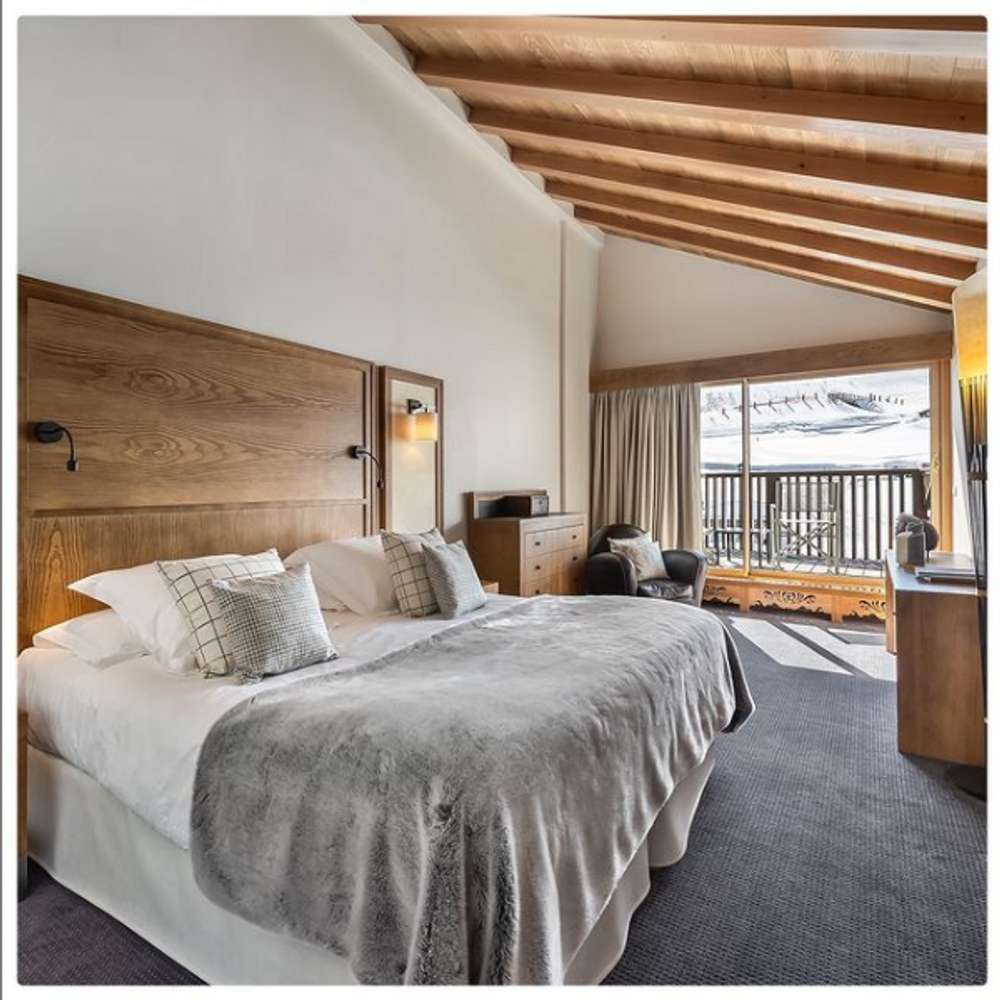 Decorative objects - Faux Fur Bedspreads - MAISON EVELYNE PRÉLONGE FRANCE