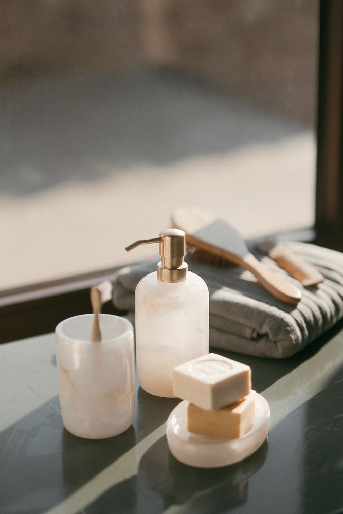 Installation accessories - POLYRESIN SOAP DISPENSER MOTHER-OF-PEARL EFFECT Ø8X18 BA22174 - ANDREA HOUSE