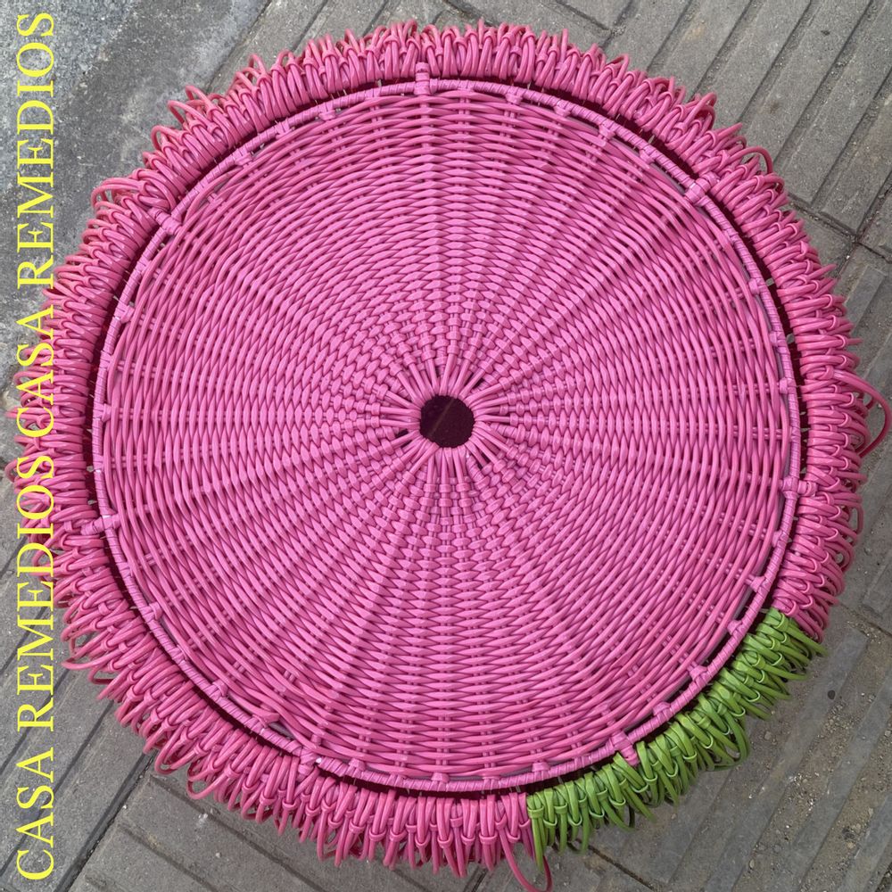 Tables basses - Ostrich tables and seats - CASA REMEDIOS BY MERCEDES SALAZAR + SERENA CANCELLIER