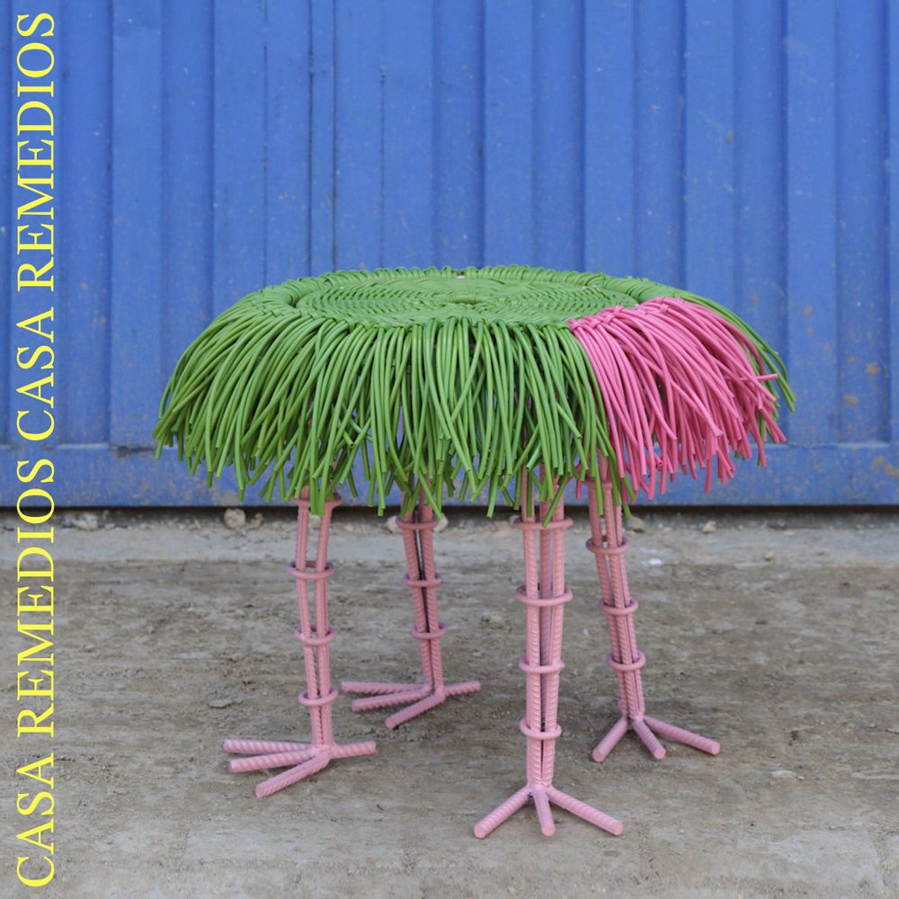Tables basses - Ostrich tables and seats - CASA REMEDIOS BY MERCEDES SALAZAR + SERENA CANCELLIER