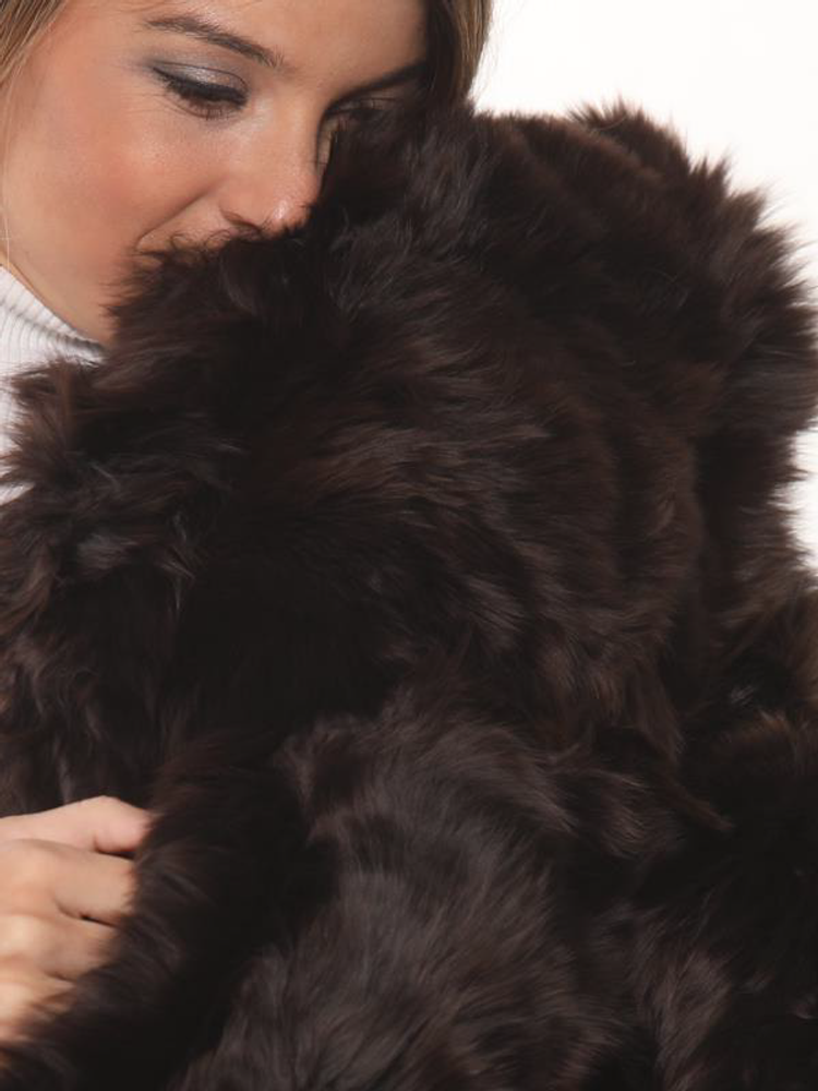 Scarves - Suri alpaca fur Throw. Luxury and sustainability. Natural fibres - PUEBLO