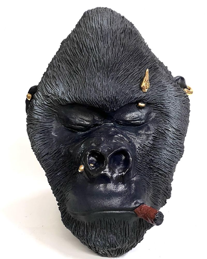 Unique pieces - Gorilla Boss sculpture - CERAMICHE FUTURO D'ARTE