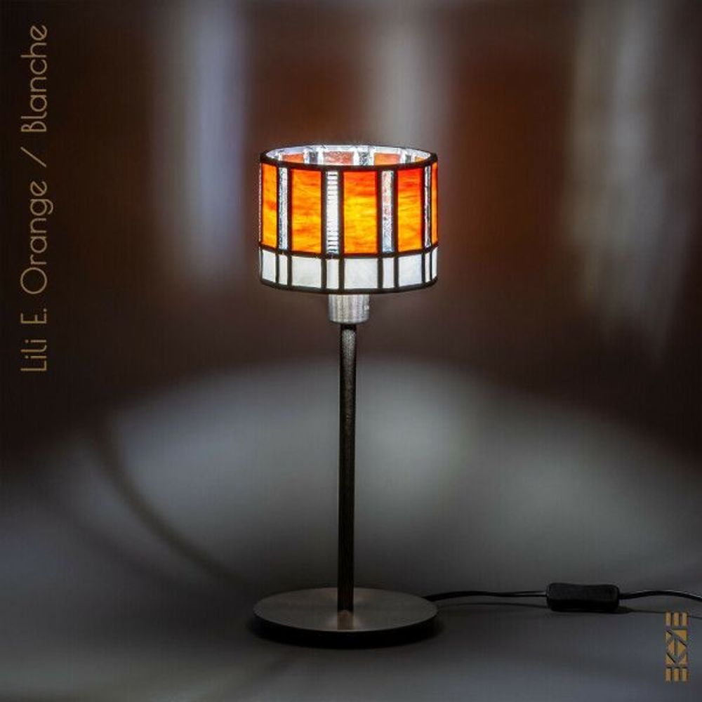 Lampes à poser - Lili E. Orange & Blanche - L'ATELIER DES CREATEURS