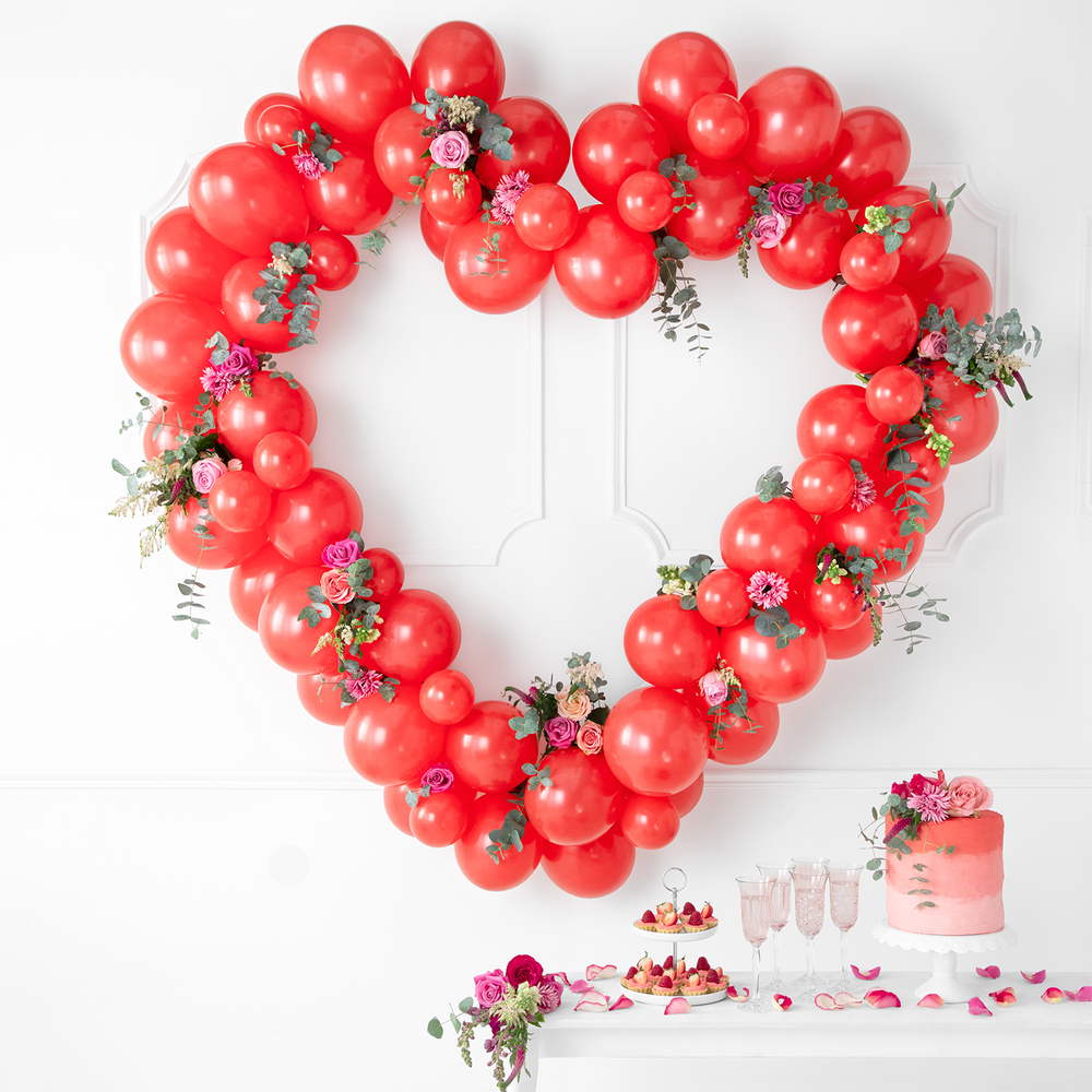 Decorative objects - Balloon garland with frame, pink, white, red 160 cm - PARTYDECO