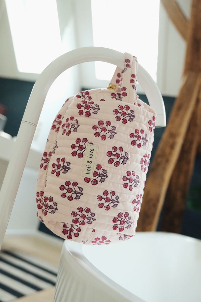 Accessoires de voyage - Grande trousse de toilette en coton bio - Pink flower - HOLI AND LOVE