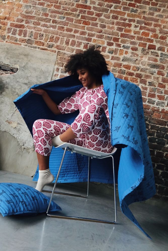 Plaids - Plaid matelassé en coton bio - Blue bird - HOLI AND LOVE
