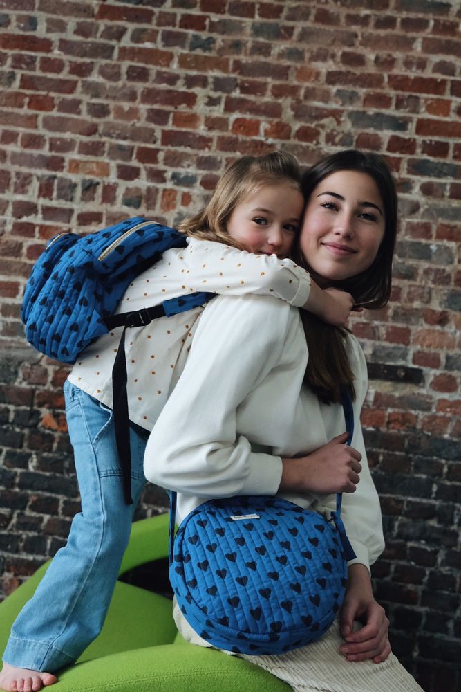 Sacs et cartables - Sac rond bandoulière en coton bio - Blue Heart - HOLI AND LOVE