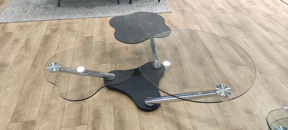 Decorative objects - Tempered glass table - LA SEVE DES BOIS