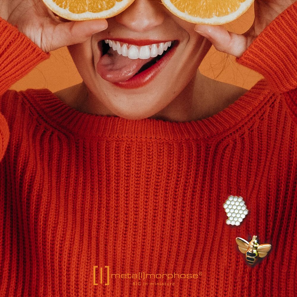 Gifts - Bee & Honeycomb Pin - METALMORPHOSE