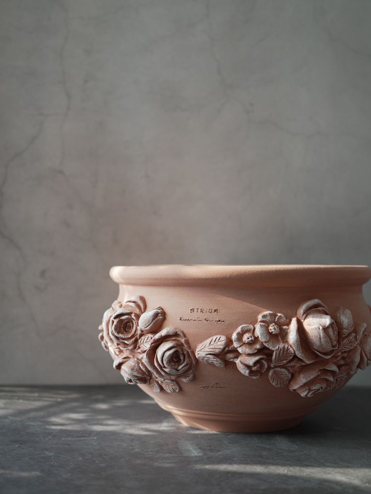 Vases - Elegancia - Handmade terracotta flower pot. - ATRIUM DESIGN STUDIO