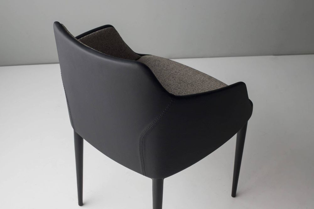 Chairs - BLOO Chair - metal+leather - DOIMO BRASIL