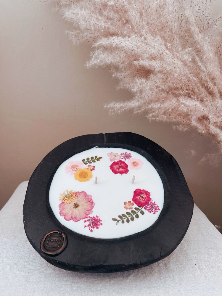 Floral decoration - Black Wood Signature Candle - S - TANTINE