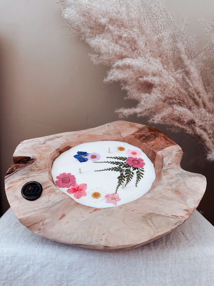Floral decoration - Natural Wood Signature Candle - M - TANTINE