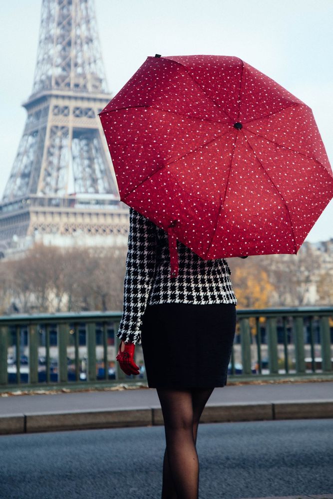 Design objects - Magritte umbrella - SMATI