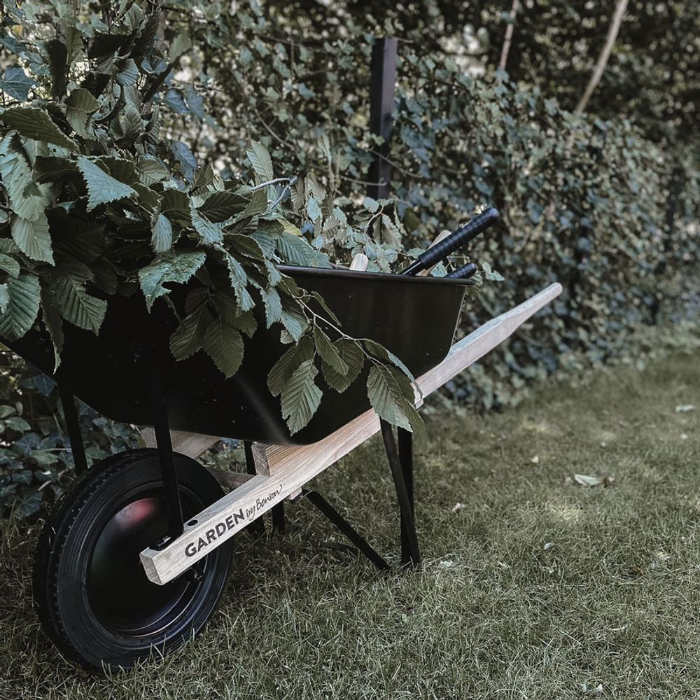 Garden accessories - Wheelbarrow Deluxe - BY BENSON