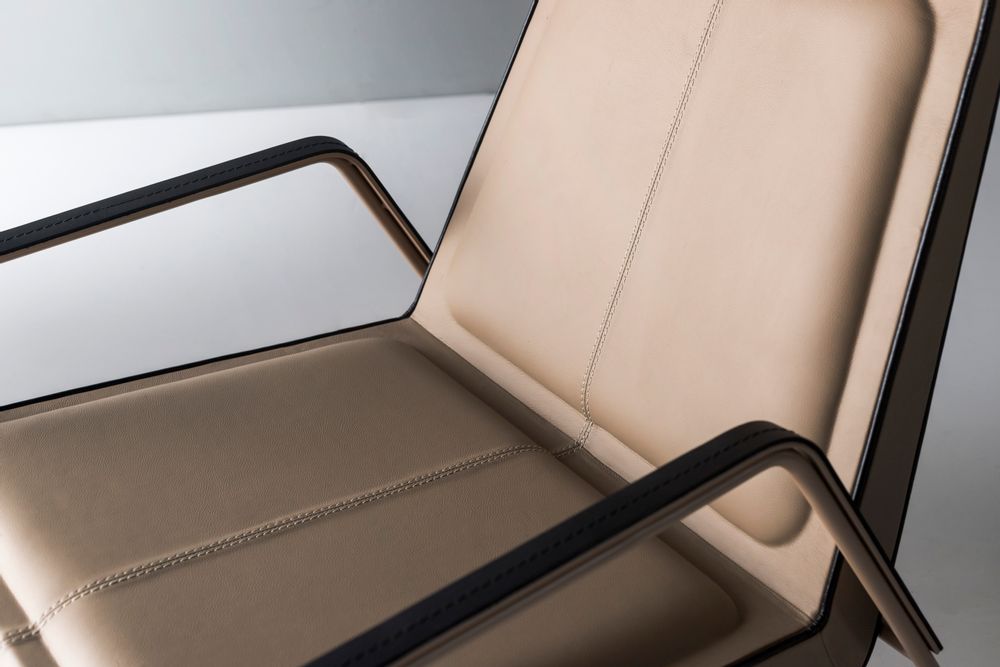 Lounge chairs - VOGUE Lounge Chair -metal+leather - DOIMO BRASIL