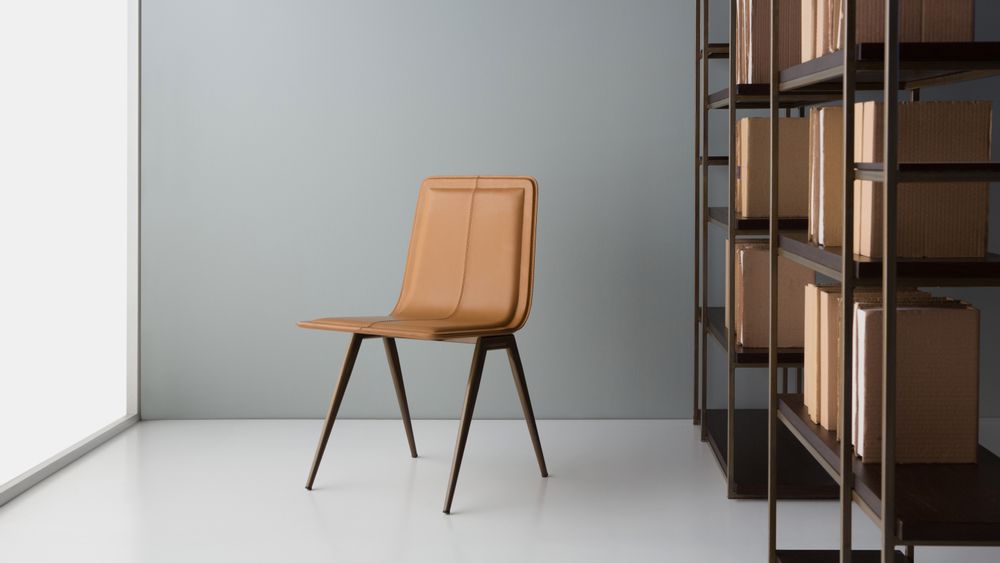Chairs - TECNO Chair- metal+leather - DOIMO BRASIL