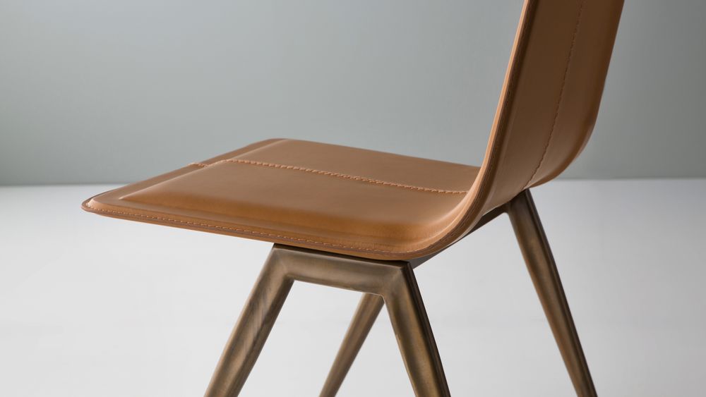 Chairs - TECNO Chair- metal+leather - DOIMO BRASIL