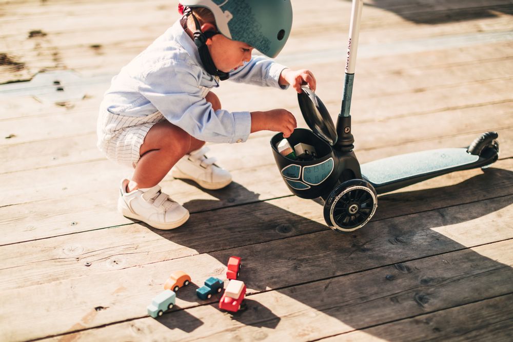 Jouets enfants - Trottinette avec boîte de rangement - SCOOT AND RIDE