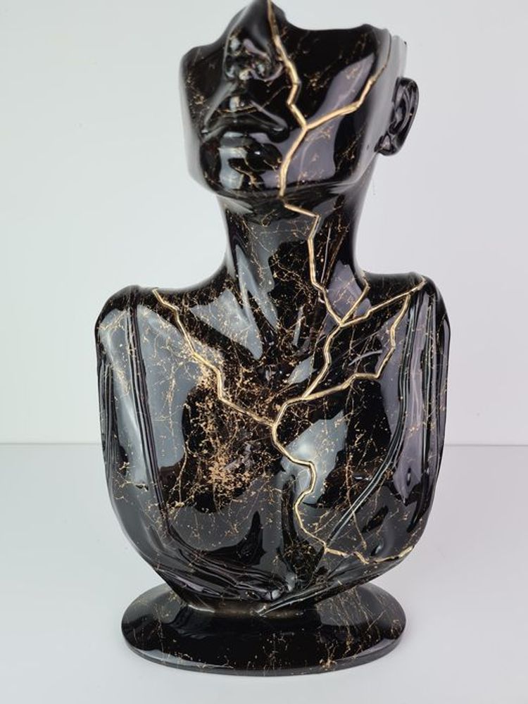 Design objects - CONTEMPORARY PIECES OF ART - MOSCHE BIANCHE