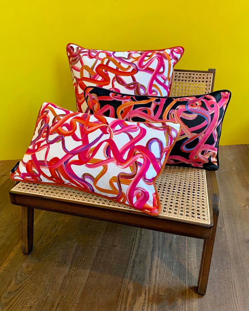 Coussins textile - Coussin en velours "Rubans" noir - AMÉLIE CHOQUET