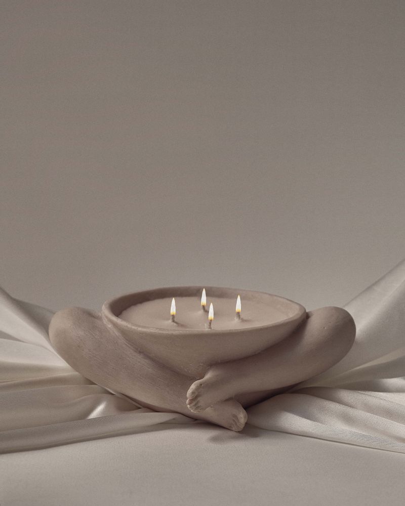 Sculptures, statuettes et miniatures - Sculpture en bois de santal avec bougie par Marcela Cure - MARCELA CURE