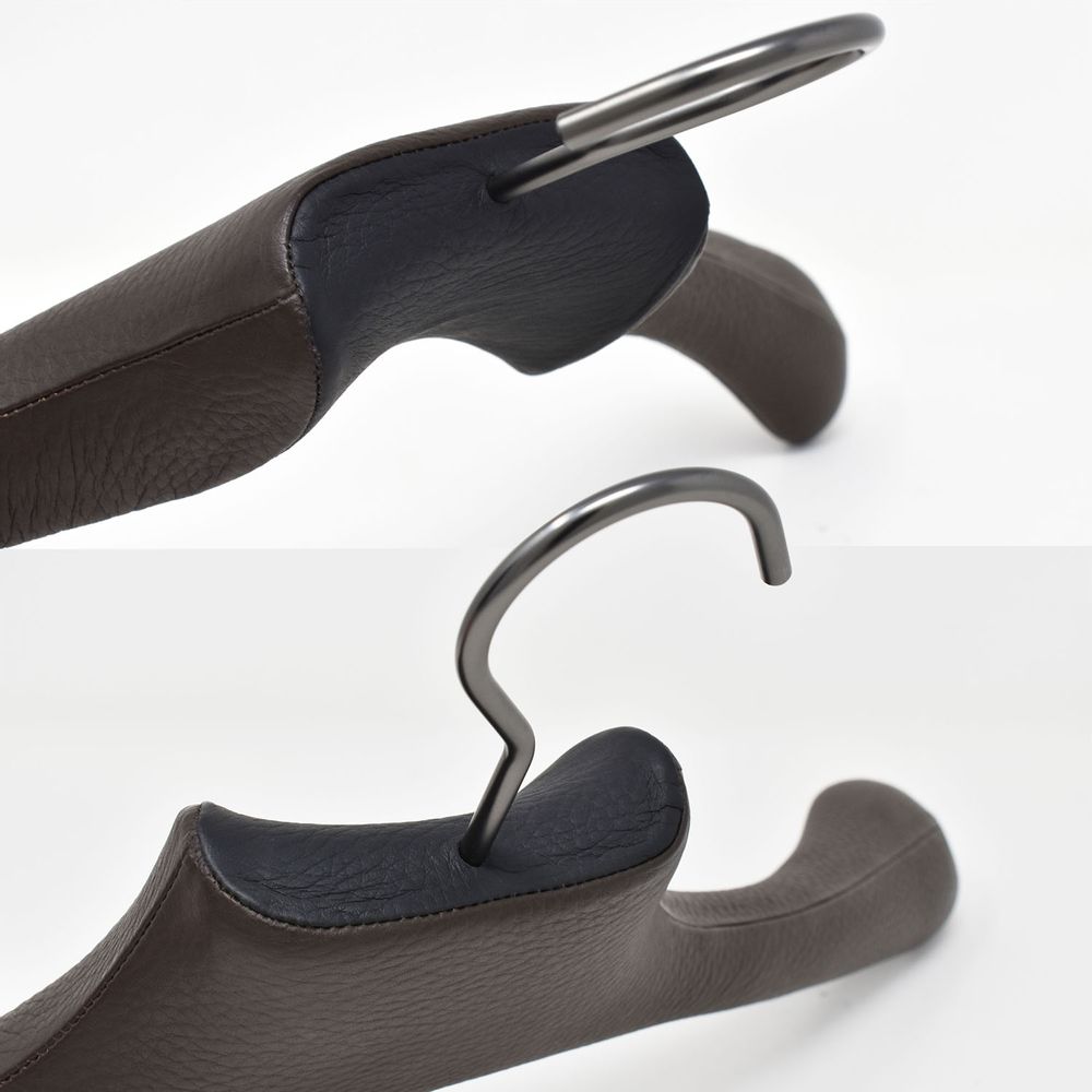 Homewear - Cintre pour veste gainé de cuir - MON CINTRE