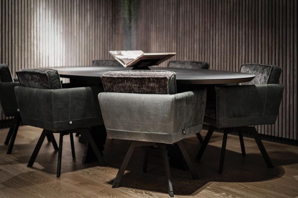 Chairs - STRONG ONE by Hans Kuijten - ALPHENBERG