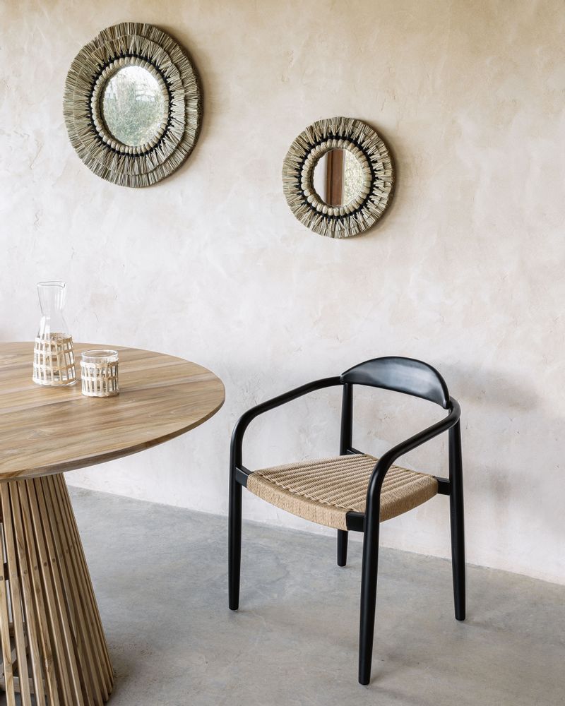 Sièges pour collectivités - Chaise Nina en bois d'acacia massif finition noire et corde en papier beige - KAVE HOME