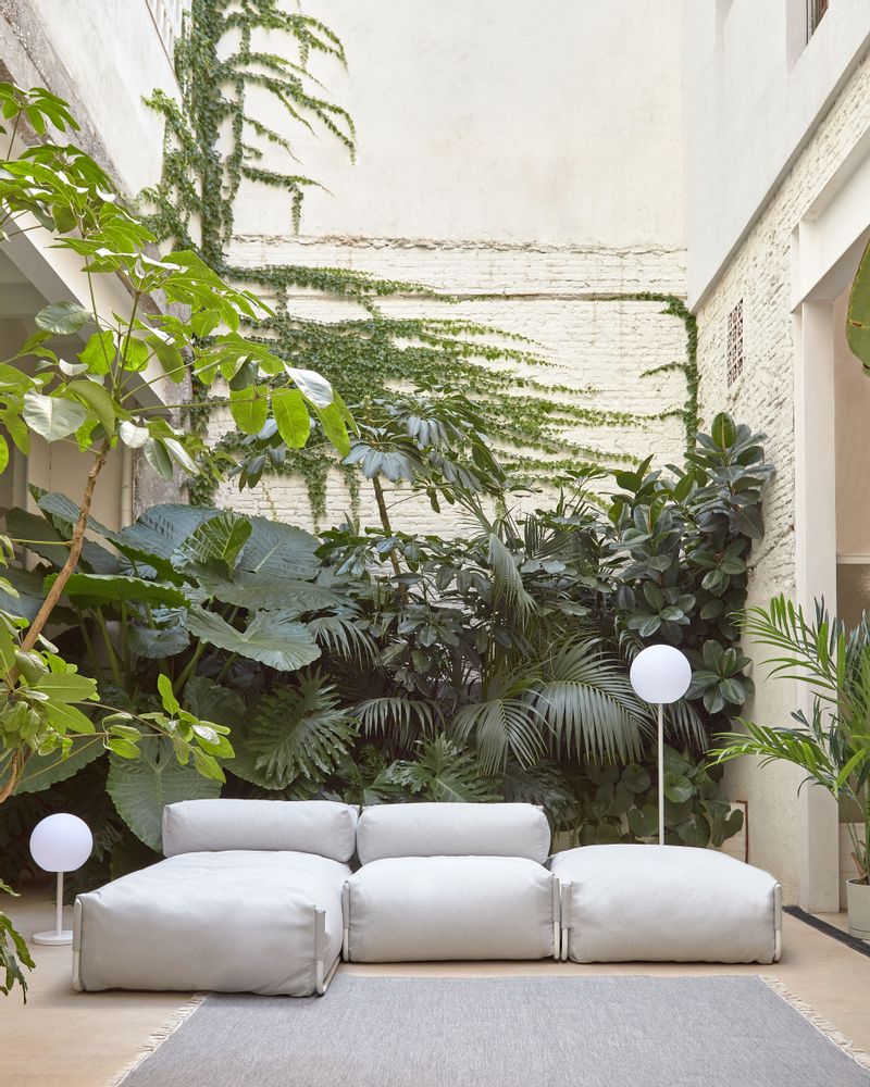 Canapés - Pouf canapé modulaire Square 100 % extérieur gris clair et aluminium blanc 101 x 101 cm - KAVE HOME