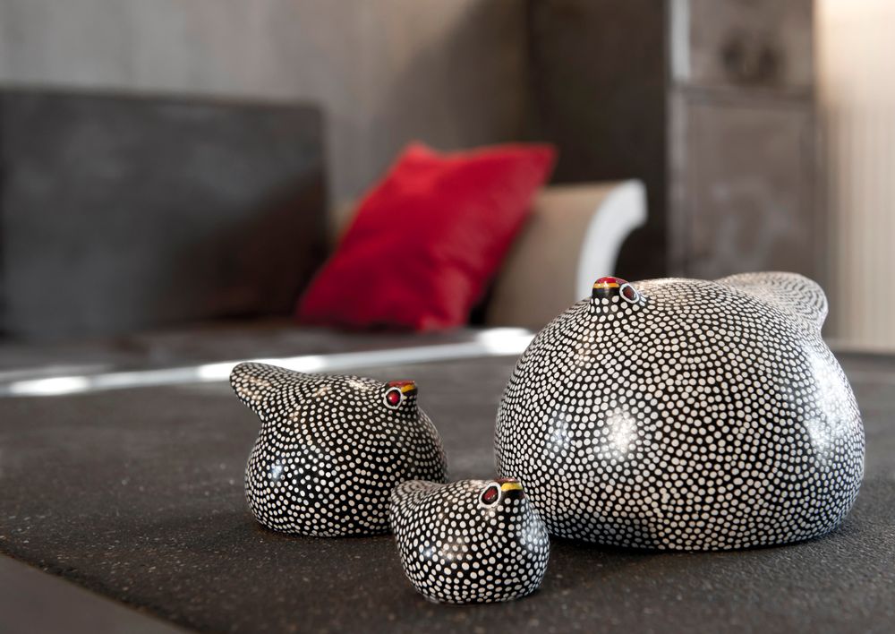 Poterie - Pintade - DANA ESTELINE