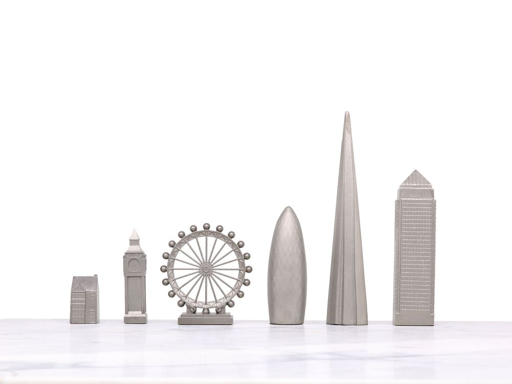 Objets design - Edition Londres en inox - SKYLINE CHESS LTD