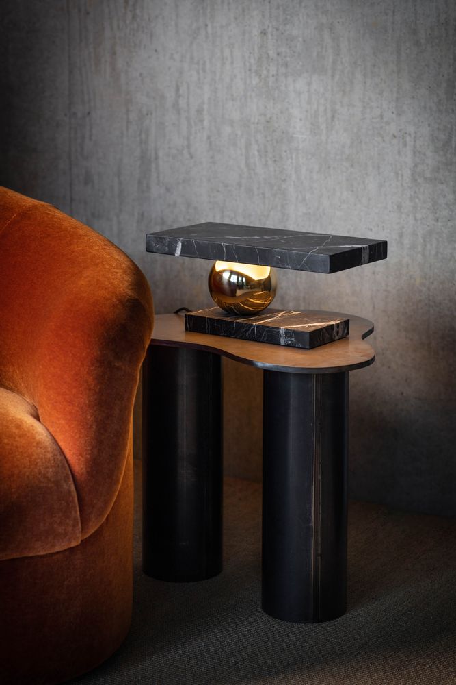 Objets de décoration - Lampe de table Corbel. - BERT FRANK