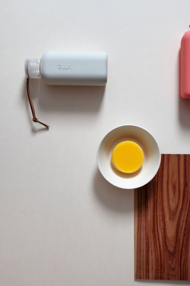 Travel accessories - HANDMADE GLASS BOTTLE SQUIREME. Y1 (600ml) WHITE DOVE SILICONE SLEEVE SUSTAINABLE REUSABLE - SQUIREME.
