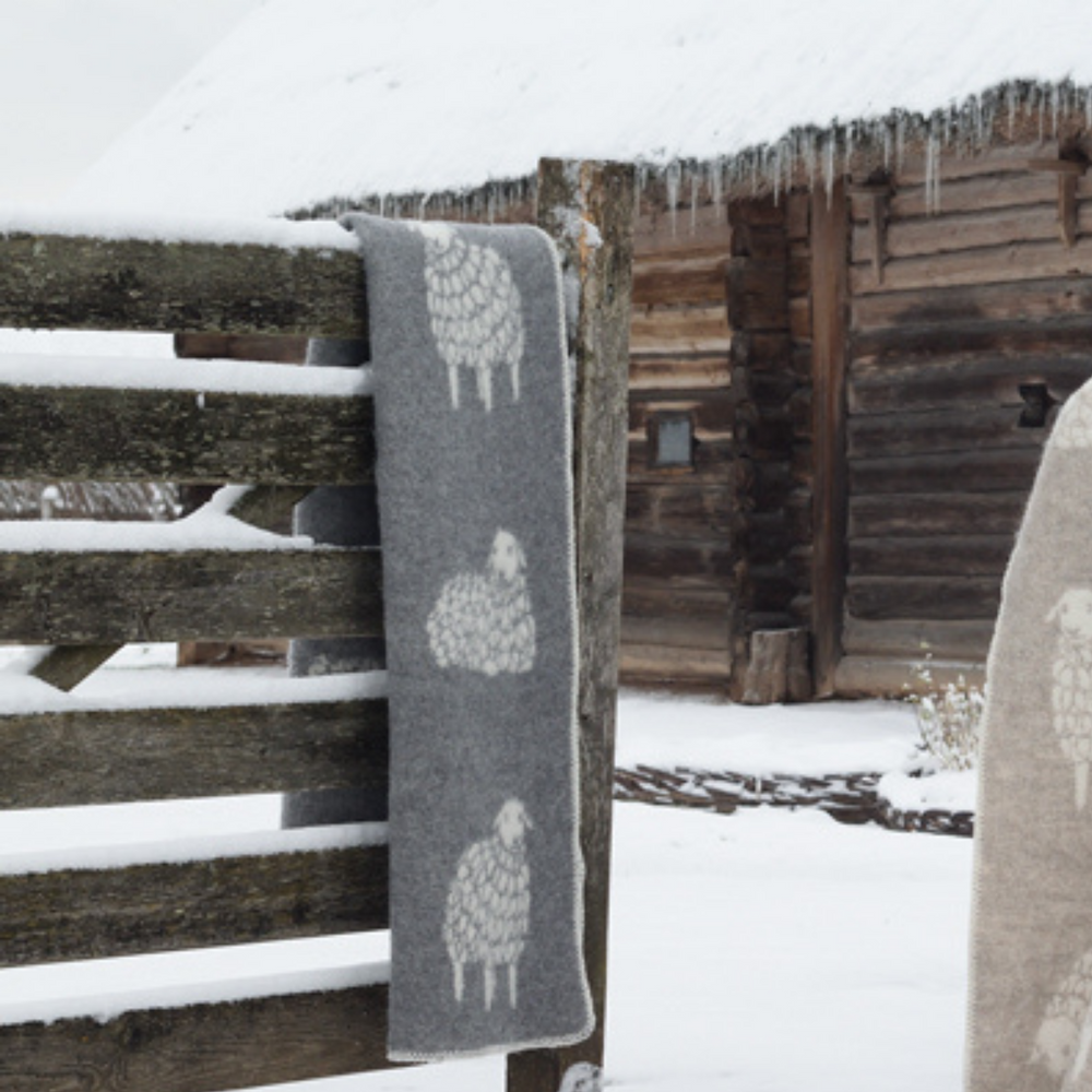 Throw blankets - Sheep Mima Wool Blanket - 130 x 190 cm - J.J. TEXTILE LTD