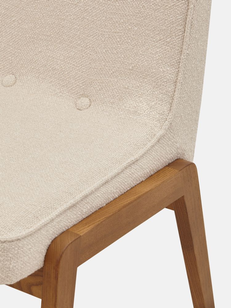 Chairs - 200-125 VAR Chair - 366 CONCEPT