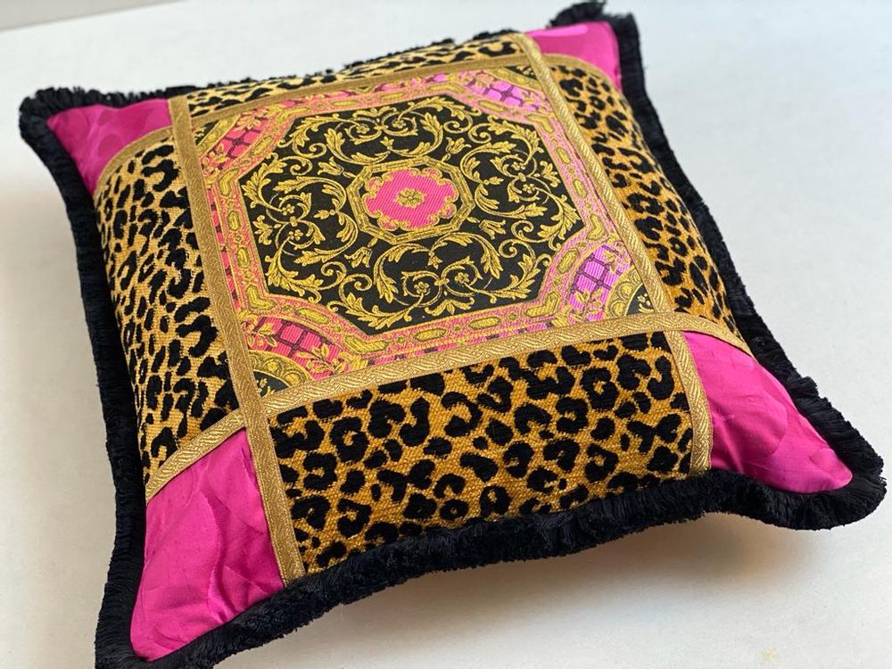 Cushions - Medusa Cushion Collection - ANNAMARIA ALOIS SAN LEUCIO
