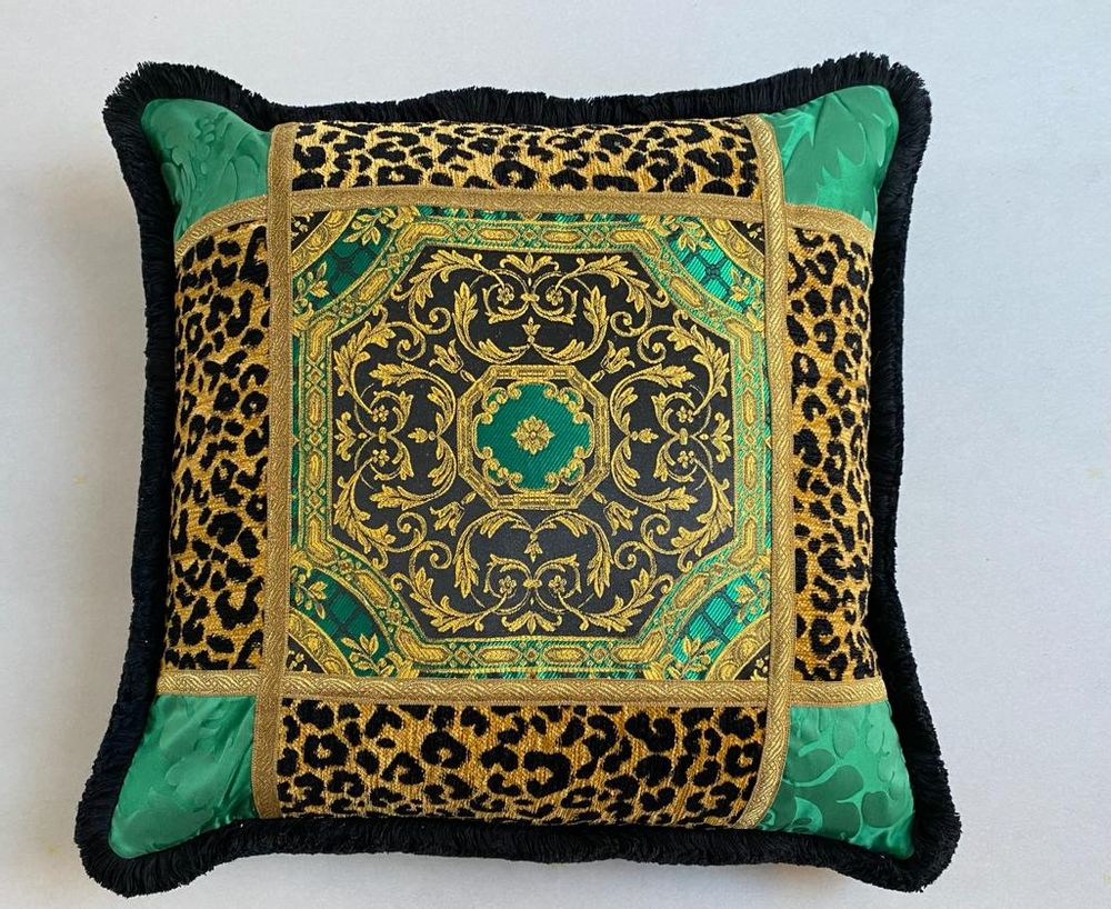 Cushions - Medusa Cushion Collection - ANNAMARIA ALOIS SAN LEUCIO