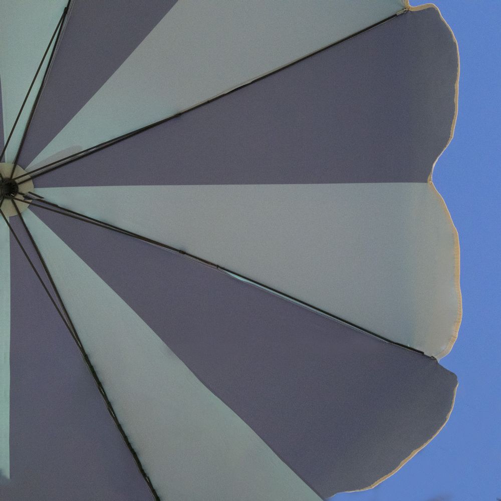 Objets design - Parasol de plage - Luluzi vert bleu - Klaoos - KLAOOS