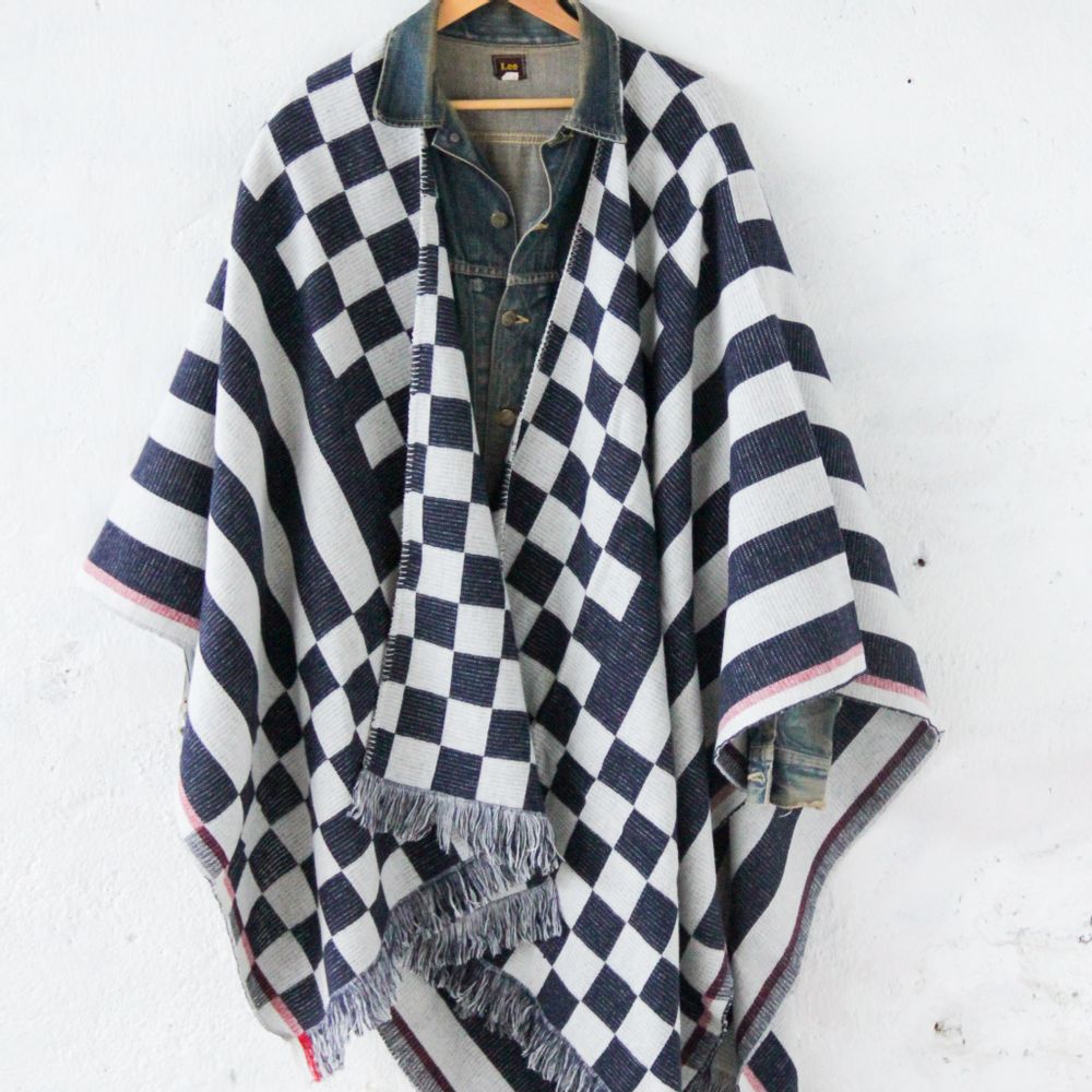 Homewear textile - PONCHO PANO DE LUCA DARK NAVY/NATURAL WHITE - SCHOOLOFLIFEPROJECTS