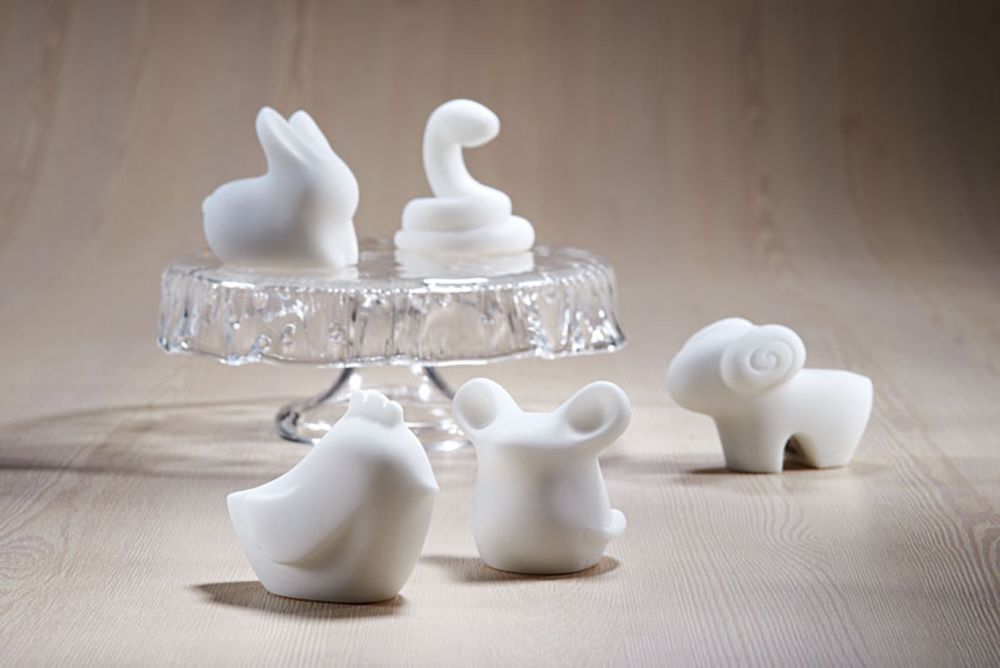 Cadeaux - Un excellent début - Born_Sculpture - GALLERY CHUAN