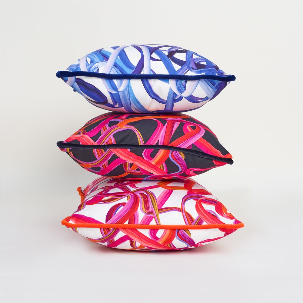 Fabric cushions - Velvet cushion “Ribbons” black - AMÉLIE CHOQUET