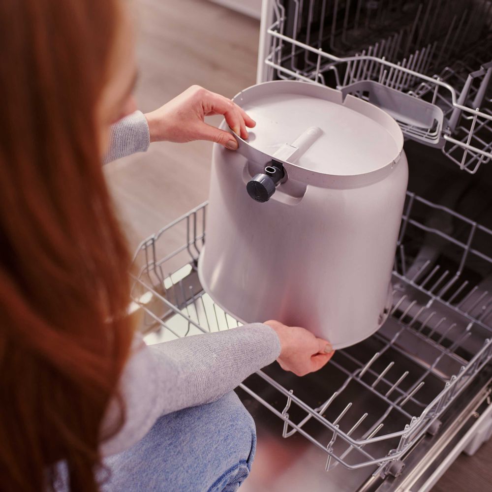 Kitchens furniture - Garden composter - BOKASHI ORGANKO ESSENTIAL + BASE (grey) - Plastics Recycling Awards Finalist - PLASTIKA SKAZA - EXCEEDING EXPECTATIONS