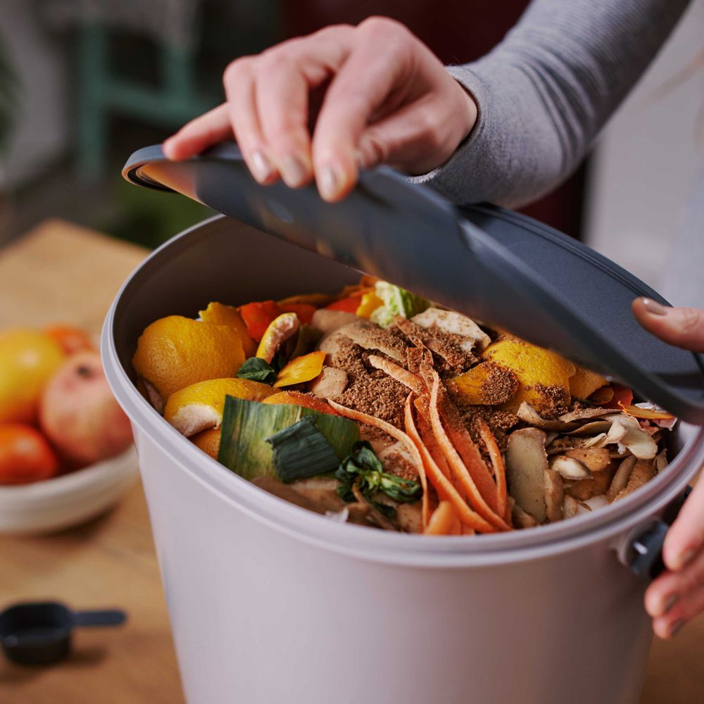 Kitchens furniture - Garden composter - BOKASHI ORGANKO ESSENTIAL + BASE (grey) - Plastics Recycling Awards Finalist - PLASTIKA SKAZA - EXCEEDING EXPECTATIONS