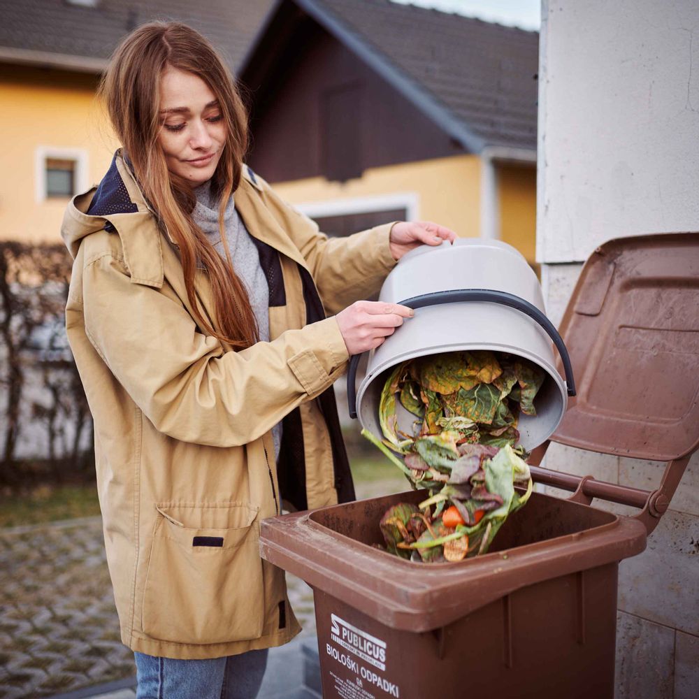 Kitchens furniture - Garden composter- BOKASHI ORGANKO ESSENTIAL SET + BASE (grey) - Plastics Recycling Awards Finalist - PLASTIKA SKAZA - EXCEEDING EXPECTATIONS