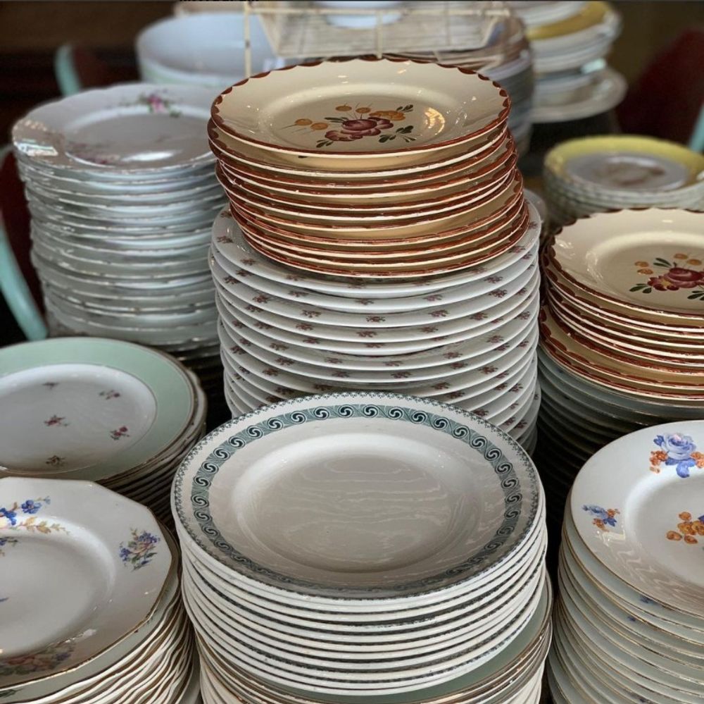 Assiettes au quotidien - Assiettes vintage datant des XIXe et XXe siècles - LA BRUYERE BROCANTE / VEGETAL