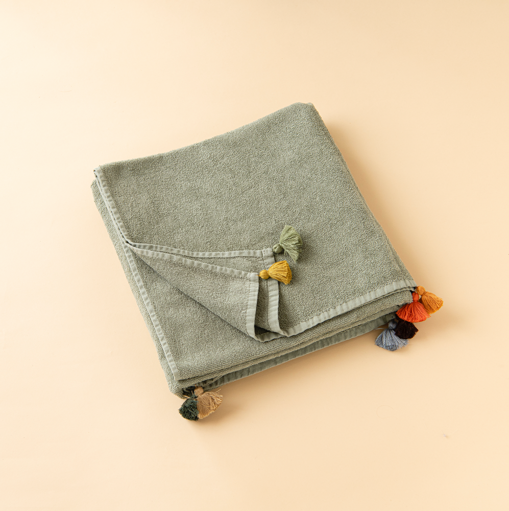 Decorative objects - Beach towel with tassels - MIA ZIA