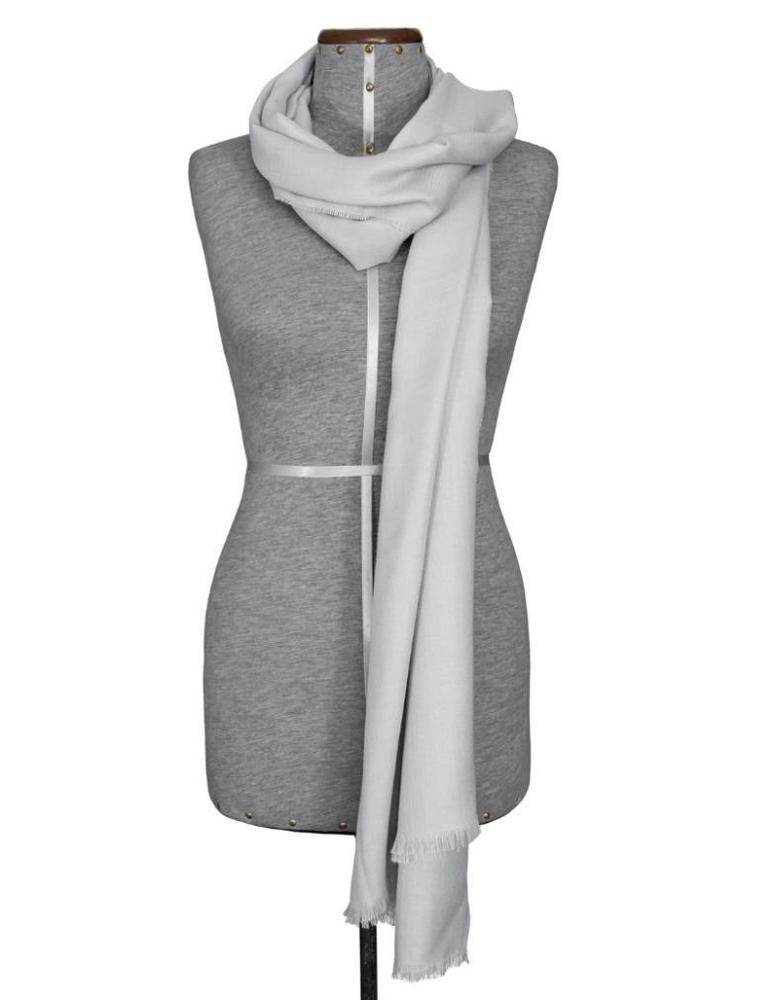 Plaids - CHÂLE 70 % alpaga royal, 30 % soie. Fibres naturelles. Luxe et durabilité - PUEBLO