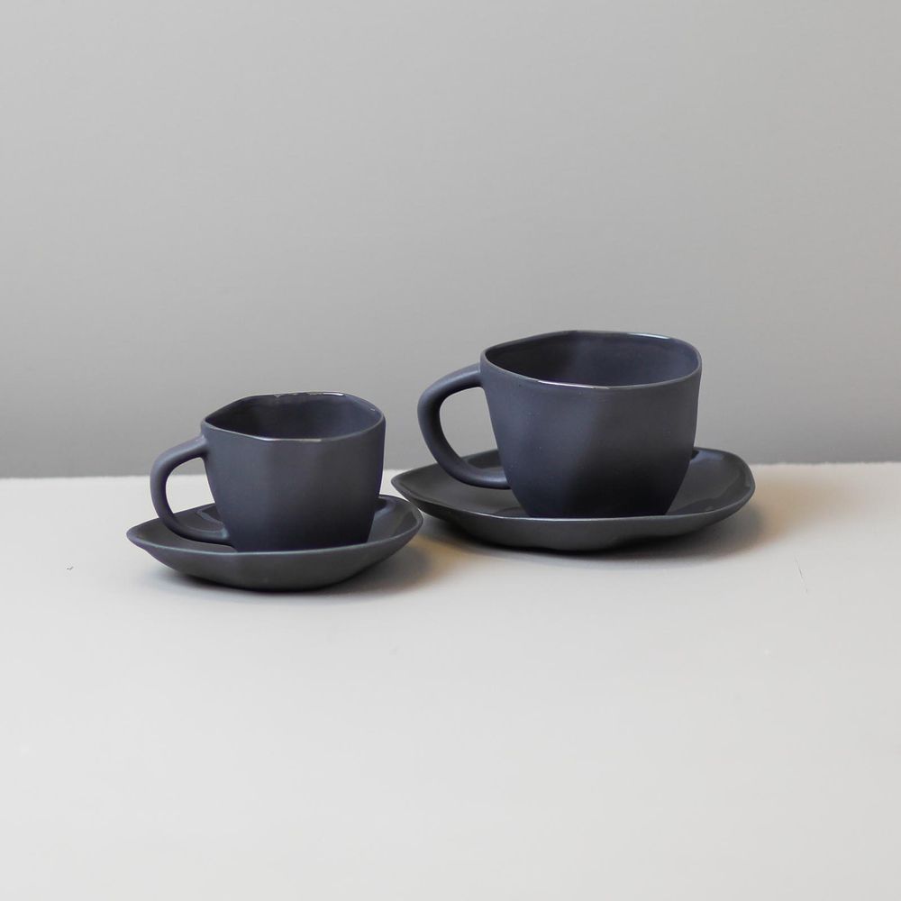 Mugs - Stoneware cups and saucers - BE HOME